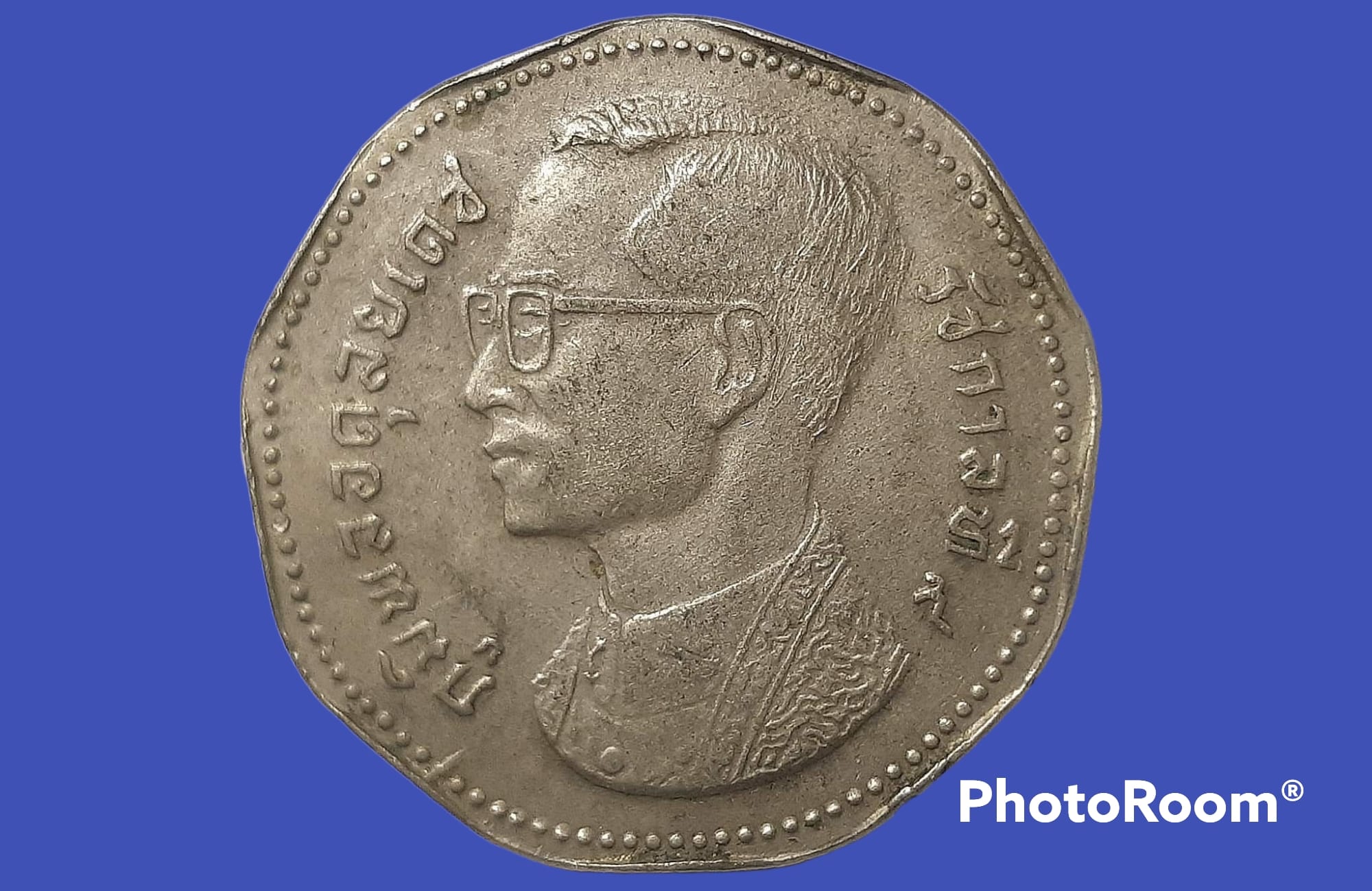 เหรียญ เงินหมุนเวียน รัชกาลที่ 9 5 บาท RAMA 9 5 BAHT 1972 Polygonal coin (เพื่อสะสมเท่านั้น)