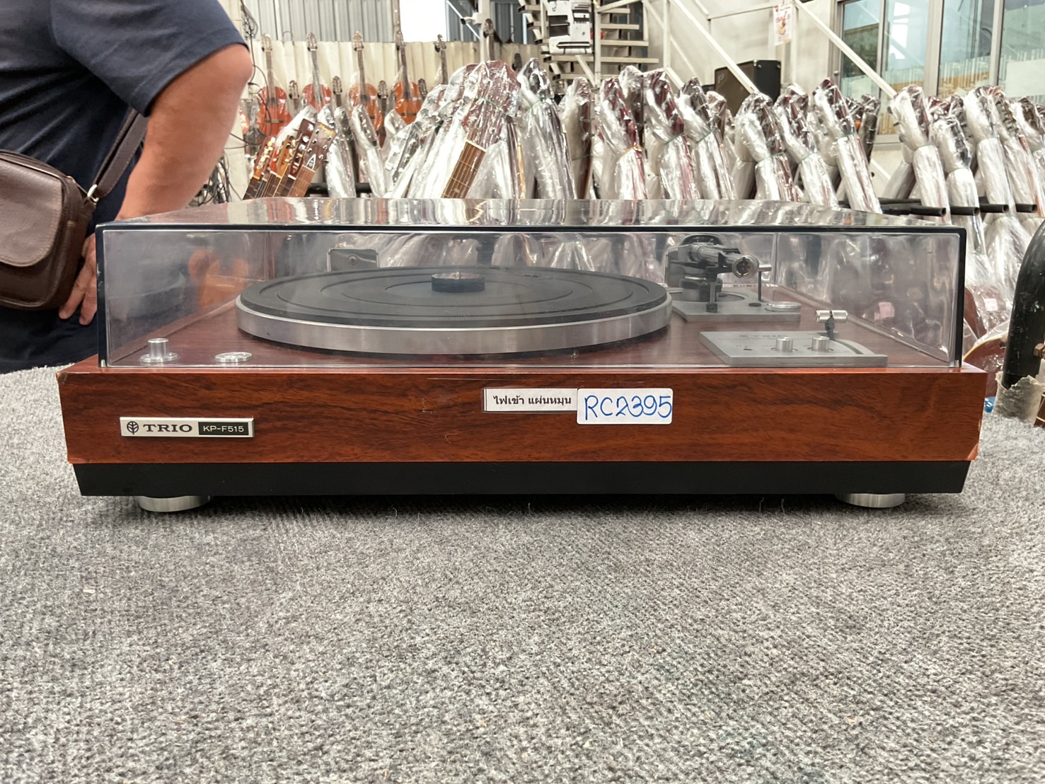 เครื่องเล่นแผ่นเสียง TRIO : KP-F515