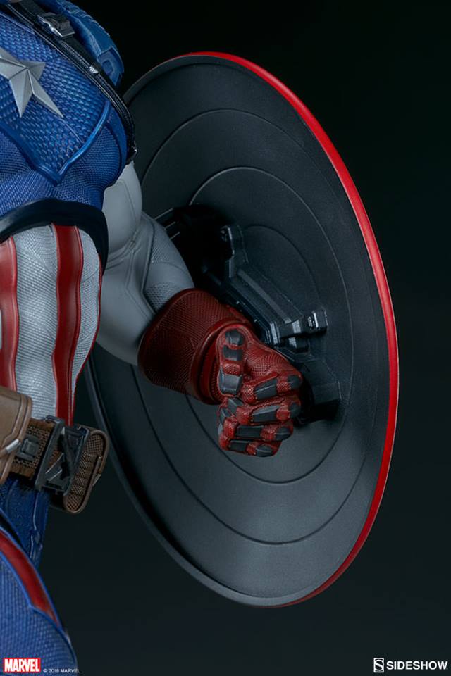 Sideshow Collectibles - Captain America Premium Format™