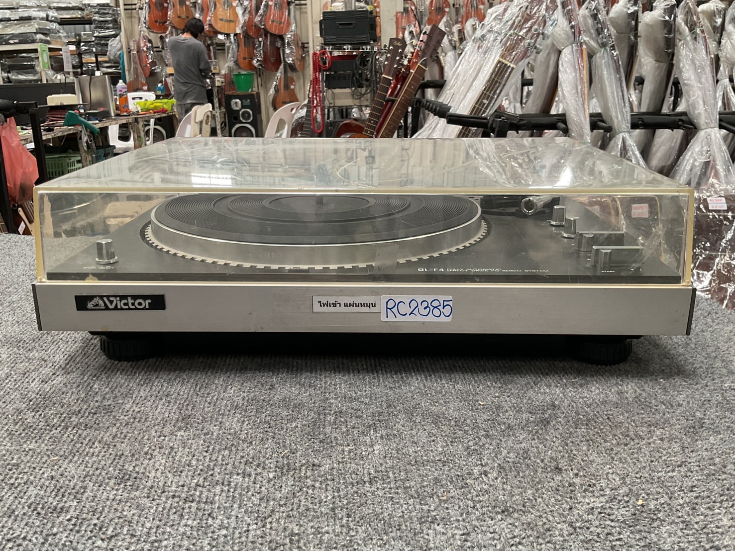 เครื่องเล่นแผ่นเสียง Victor : QL-F4S