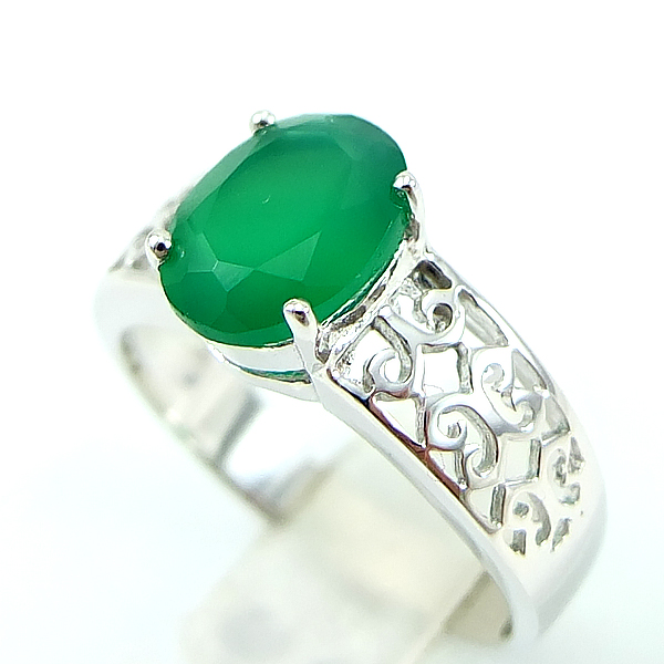 แหวนเงินแท้ราคาถูกชุบทองคำขาว พลอยแท้กรีนอะเกท 1.80 กะรัต งานประณีตสวยงาม สั่งผลิตค่ะ