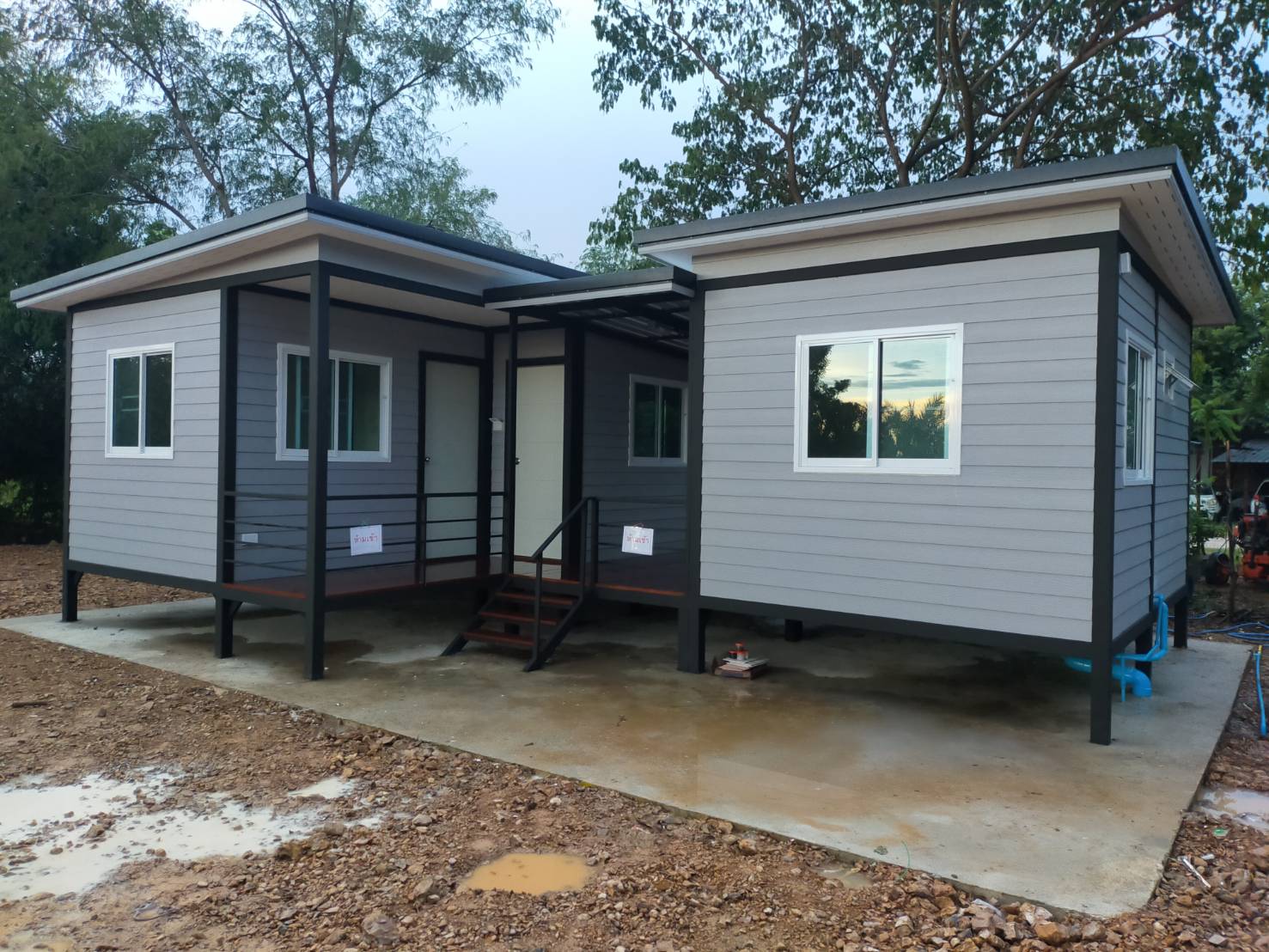 2นอน1นั่งเล่น2ห้องน้ำ บ้านน็อคดาวน์ ป.เจริญ