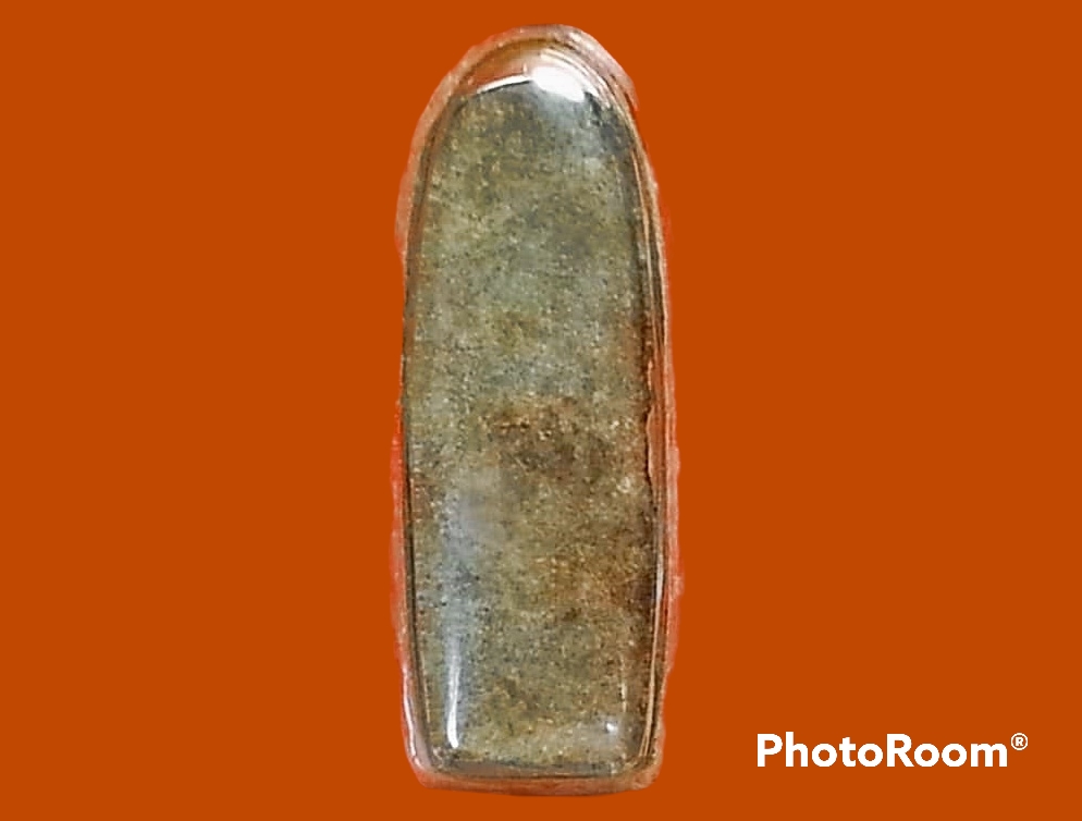 พระลีลา ข้างขีด กรุวัดพระศรีมหาธาตุ จ.สุพรรณบุรี ลีลาหน้าเดียว ข้างขีด เนื้อชินเขียว ไขเต็ม ดูง่ายมาก กรุเดียวกับเนื้อชินเงิน สวยสมบูรณ์