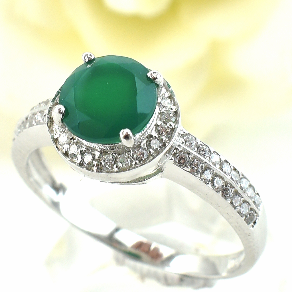 แหวนเงินแท้ราคาถูกชุบทองคำขาว พลอยแท้กรีนอะเกท 1.30 กะรัต เพชรCZ 0.414 กะรัต งานประณีตสวยงาม สั่งผลิตค่ะ