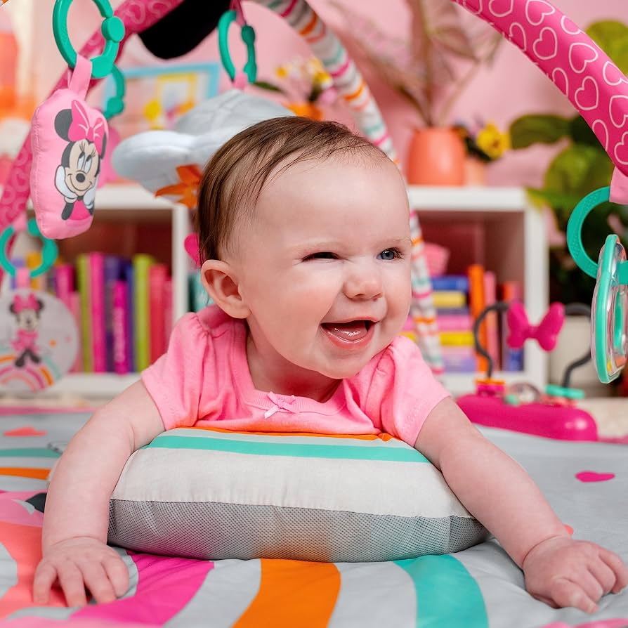 เพลยิมนำเข้าจากอเมริกา Bright Starts Disney Baby Minnie Mouse Forever Besties Activity Gym with Music and Lights