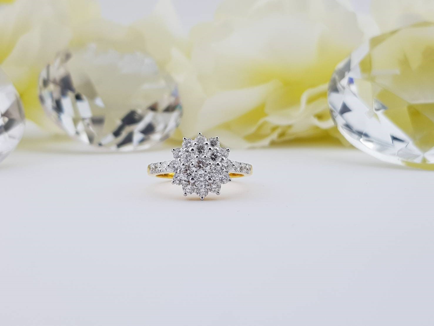 สั่งผลิตเพชรเบลเยี่ยมคัท แหวนแต่งงาน แหวนหมั้น ใส่เที่ยว ออกงาน แหวนทองคำ 18K เพชรแท้ 1.34 กะรัต 4.10 กรัม น้ำ 99 ราคาถูกมาก มีใบรับประกันค่ะ