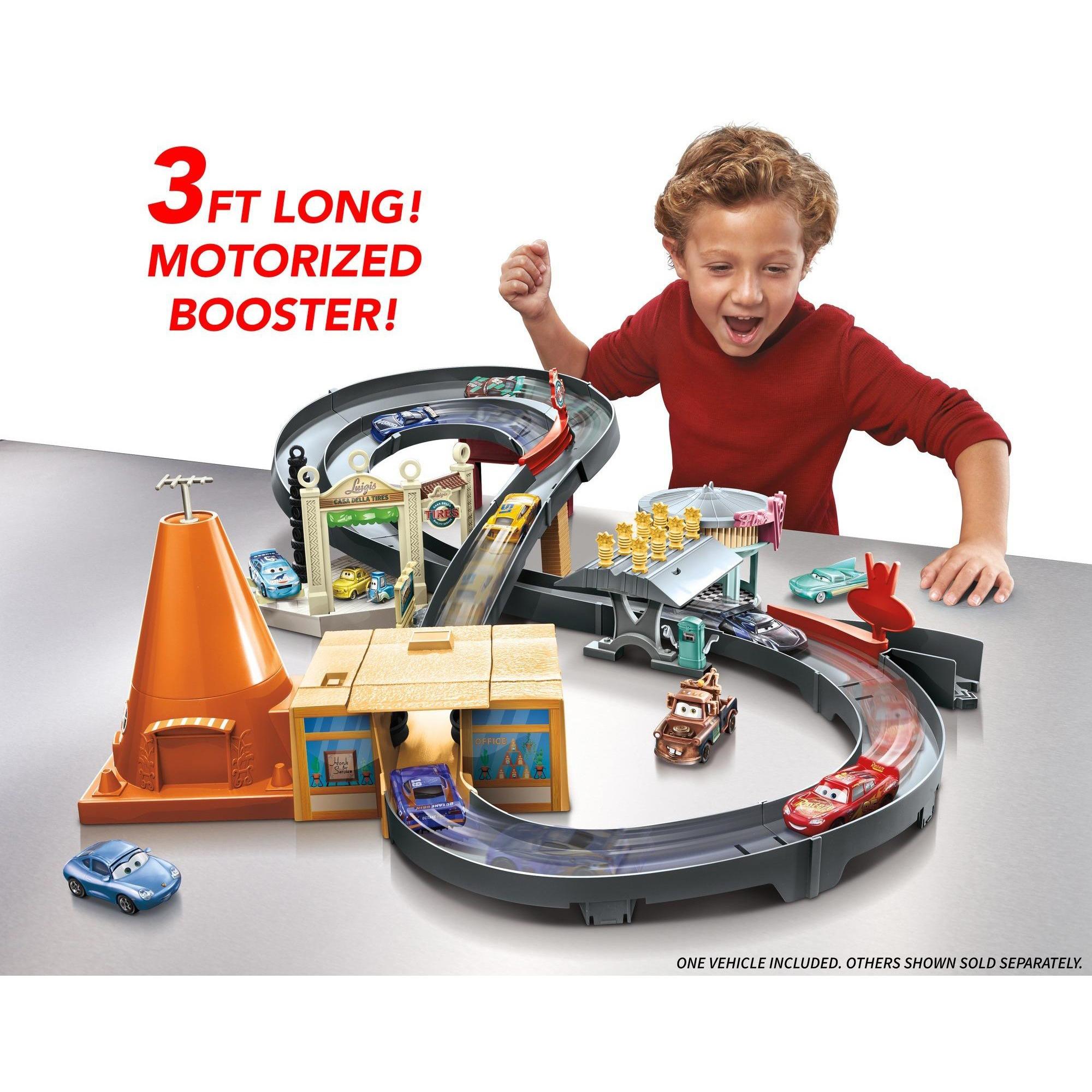 Disney/Pixar Cars Race Around Radiator Springs Playset
