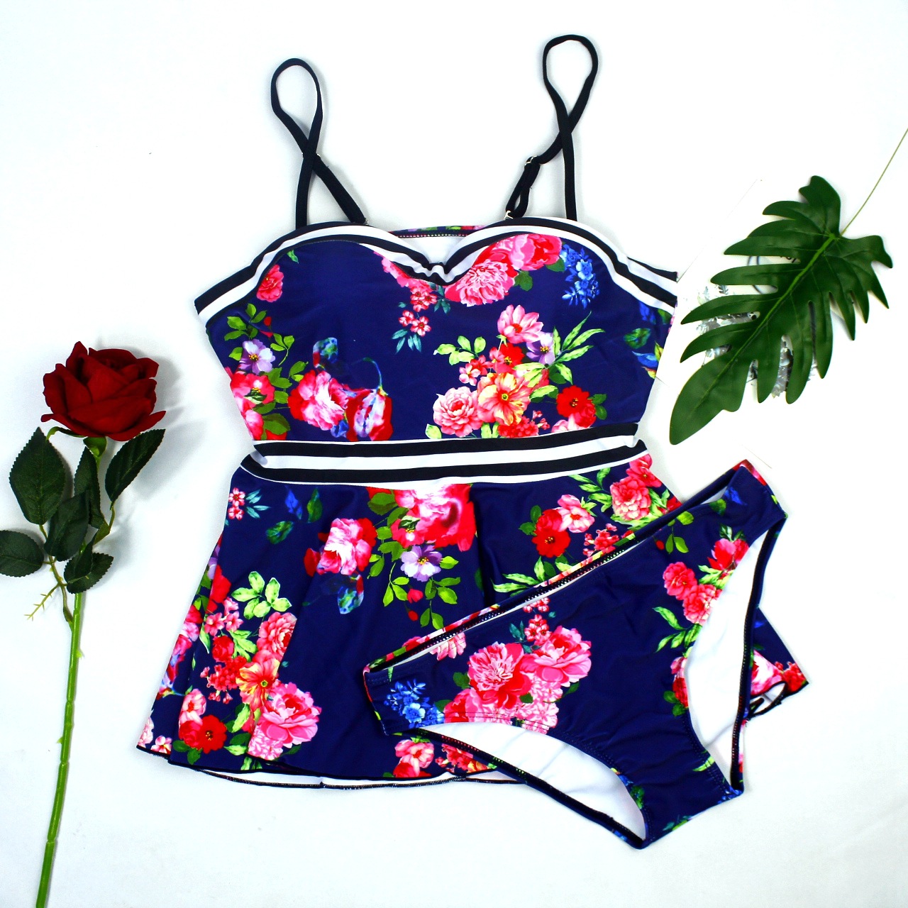 ชุดว่ายน้ำทูพีชคนอ้วน3xl รอบอก 42-46 กางเกงเอวต่ำ ใส่ช่วงสะโพก 40-46 นิ้ว ตัวเสื้อยาว 26 นิ้วค่ะ ผ้าดี งานสวย เซ็กซี่มากๆค่ะ