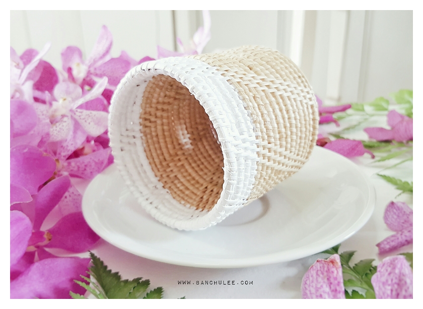 Small Wicker Basket ตะกร้าสาน ทรงกระบอก ขนาดเล็ก ทาสีขอบด้วยสีขาว