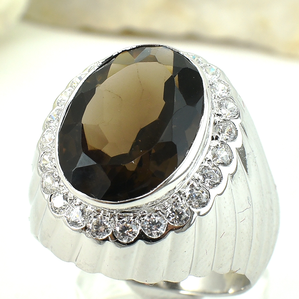 แหวนเงินแท้ราคาถูกชุบทองคำขาว พลอยแท้สโมกกี้ควอทซ์ 8.95 กะรัต เพชรCZ 0.72 กะรัต งานประณีตสวยงาม สั่งผลิตค่ะ