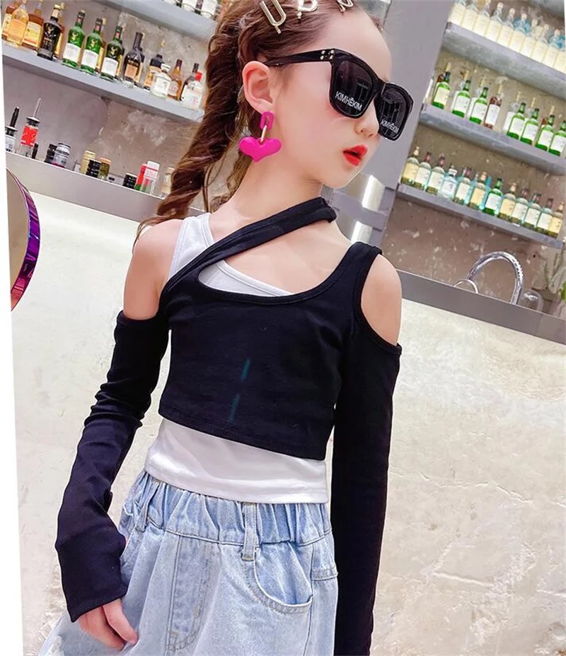 **เฉพาะเสื้อ**ชุดเต้น ฮิปฮอป เสื้อแขนยาว แขนคอไขว้ สีดำสลับดำ ขาว