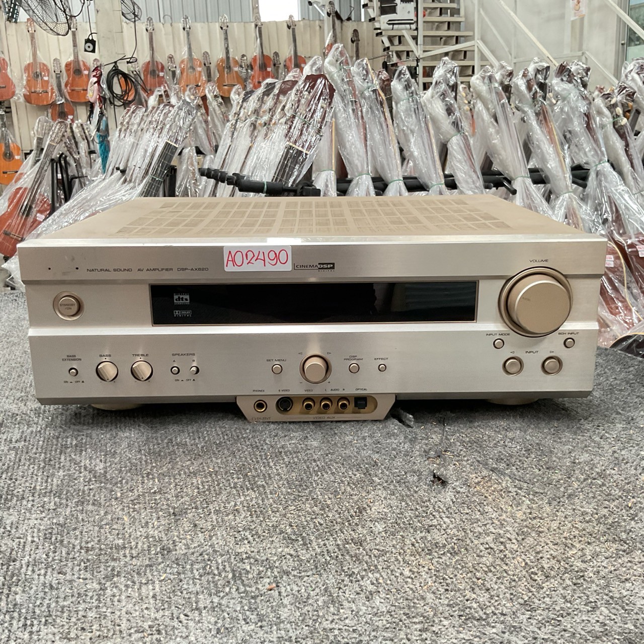 เครื่องขยายเสียง YAMAHA : DSP-AX620