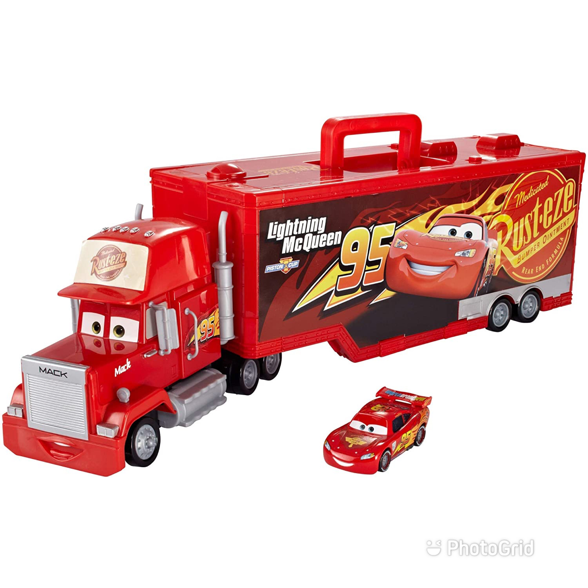 Disney Pixar Cars 3 Mack Portable Playcase