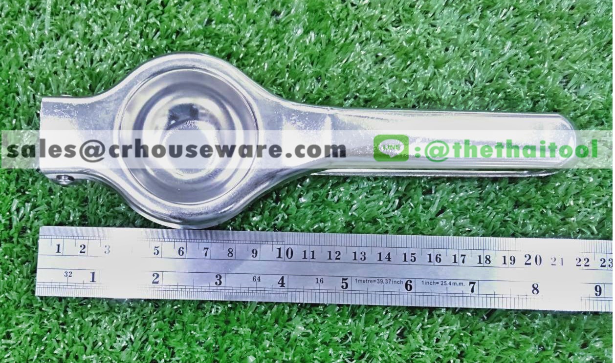 ที่บีบมะนาวสแตนเลส LEMON & LIME SQUEEZER รหัส 005P-641
