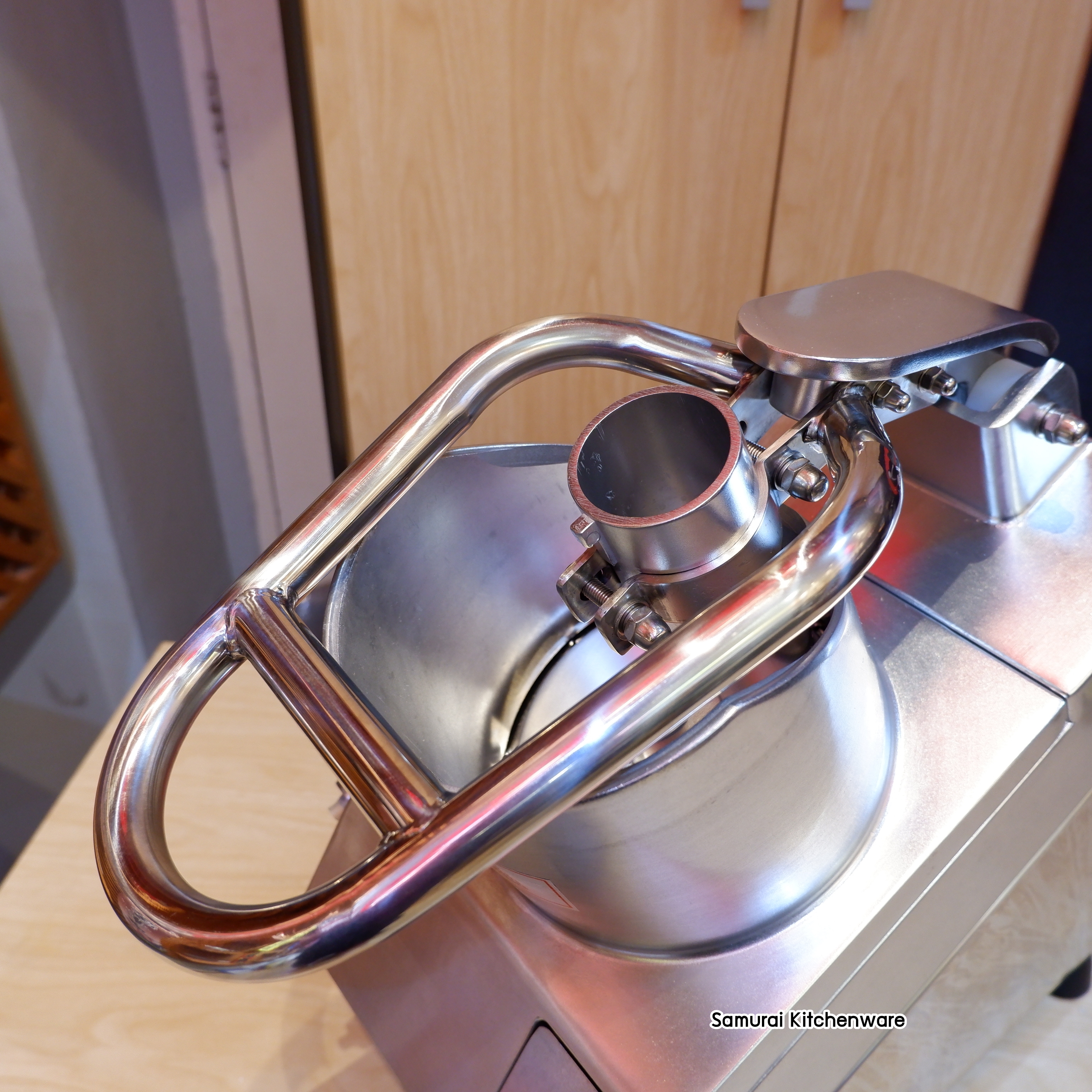 เครื่องหั่นผัก รุ่น VM-102