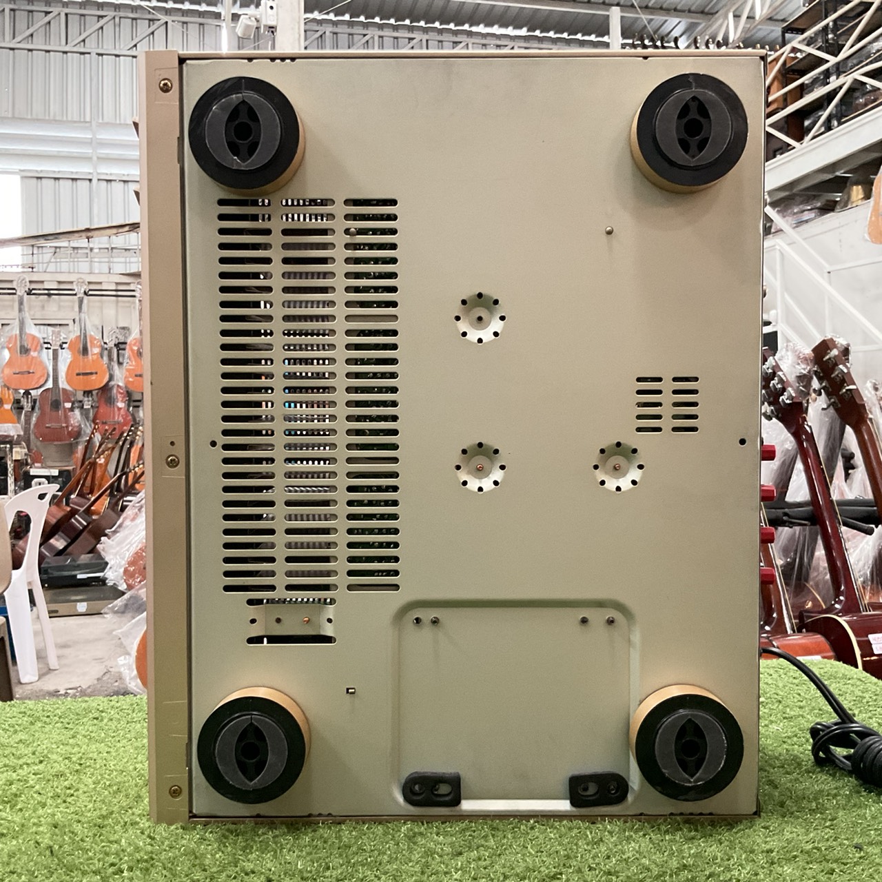 เครื่องขยายเสียง YAMAHA : DSP-AX530