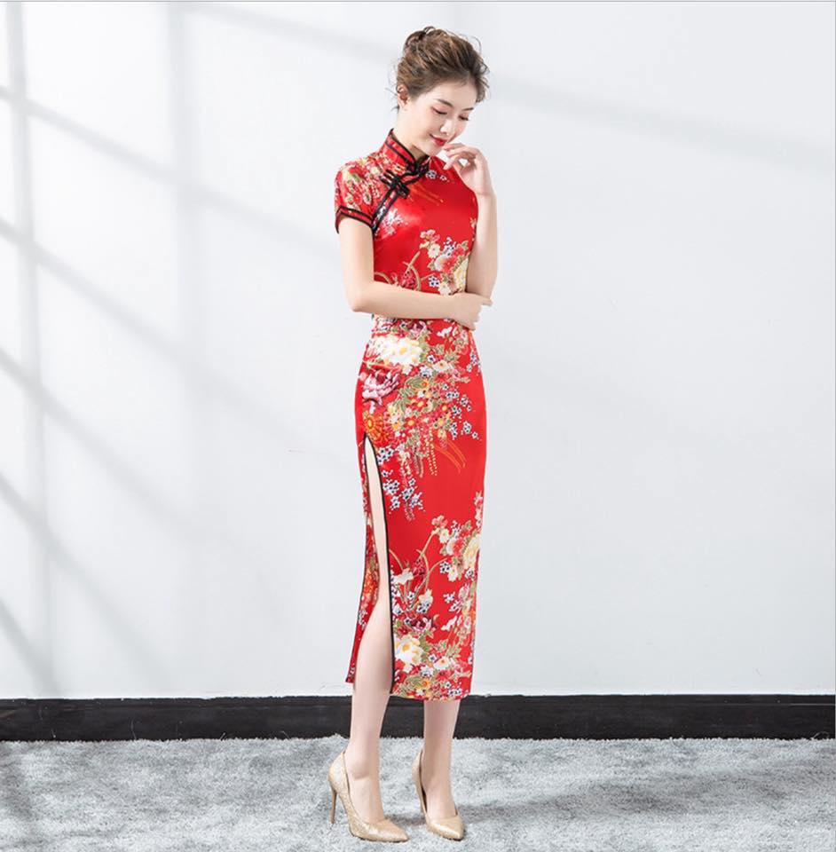 ชุดจีนกี่เพ้าลายดอก ผู้ใหญ่ผ่าข้างยาวแขนสั้น ยาว
