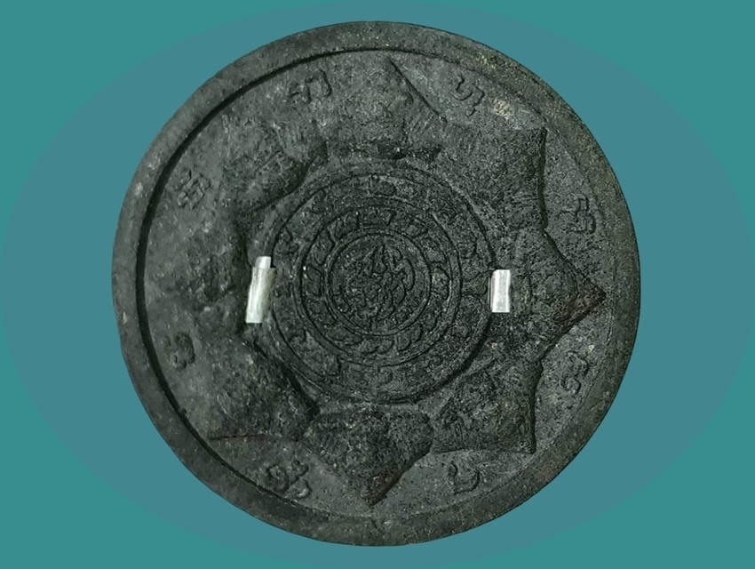 จตุคามรามเทพ วัดป้อมวิเชียรโชติการาม สมุทรสาคร รุ่นมหาโ่ชค มหาชัย เนื้อดำ ตะกรุดเงิน 2 ดอก