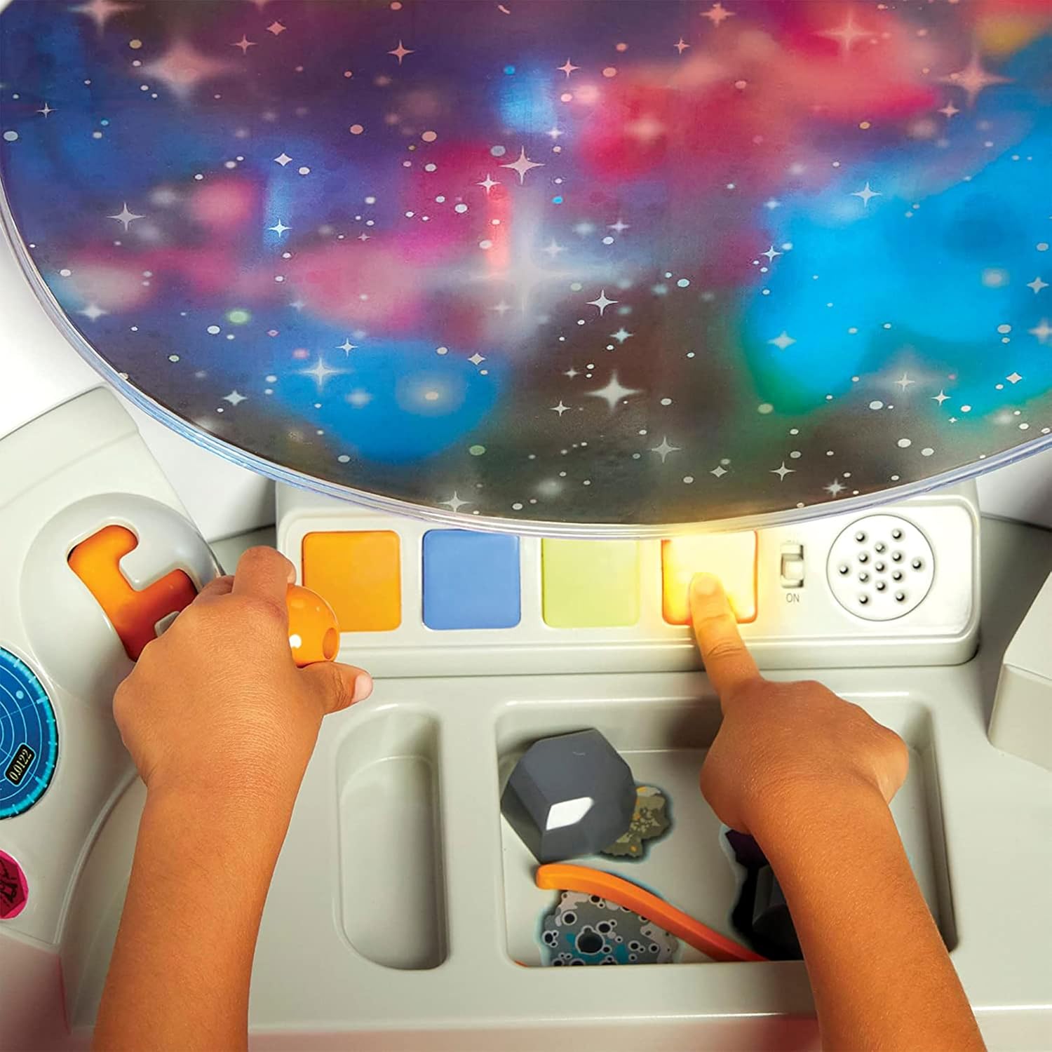 กระสวยอวกาศจำลอง Little Tikes Adventure Rocket - Realistic Space Astronaut Role Play Set for Boys and Girls