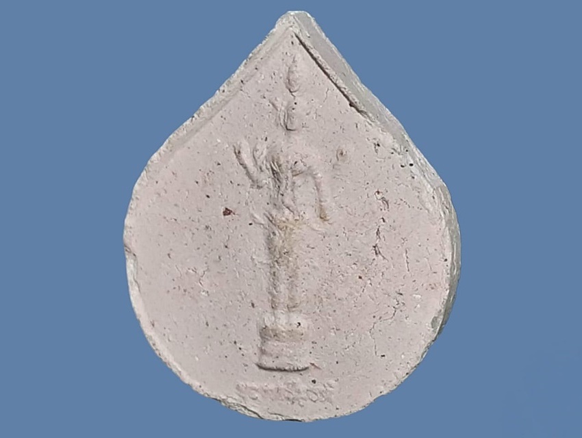 พระพิฆเนศ กรมศิลปากร หลัง พระตรีมูรติ เนื้อผง ปี 2542