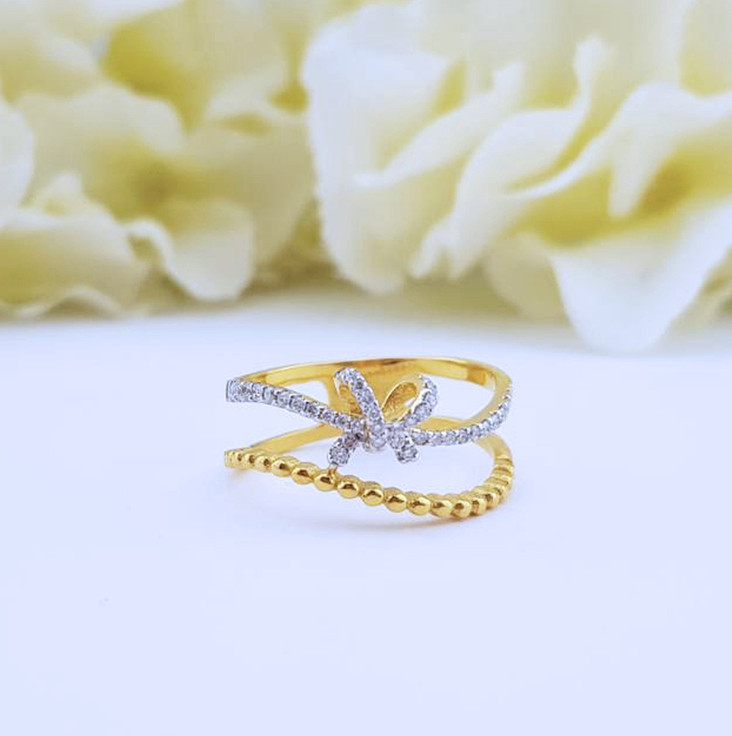 สั่งผลิตเพชรเบลเยี่ยมคัท แหวนแต่งงาน แหวนหมั้น ใส่เที่ยว ออกงาน แหวนทองคำ 18K เพชรแท้ 26 ตัง 3.40 กรัม น้ำ 98 ราคาถูกมาก มีใบรับประกันค่ะ