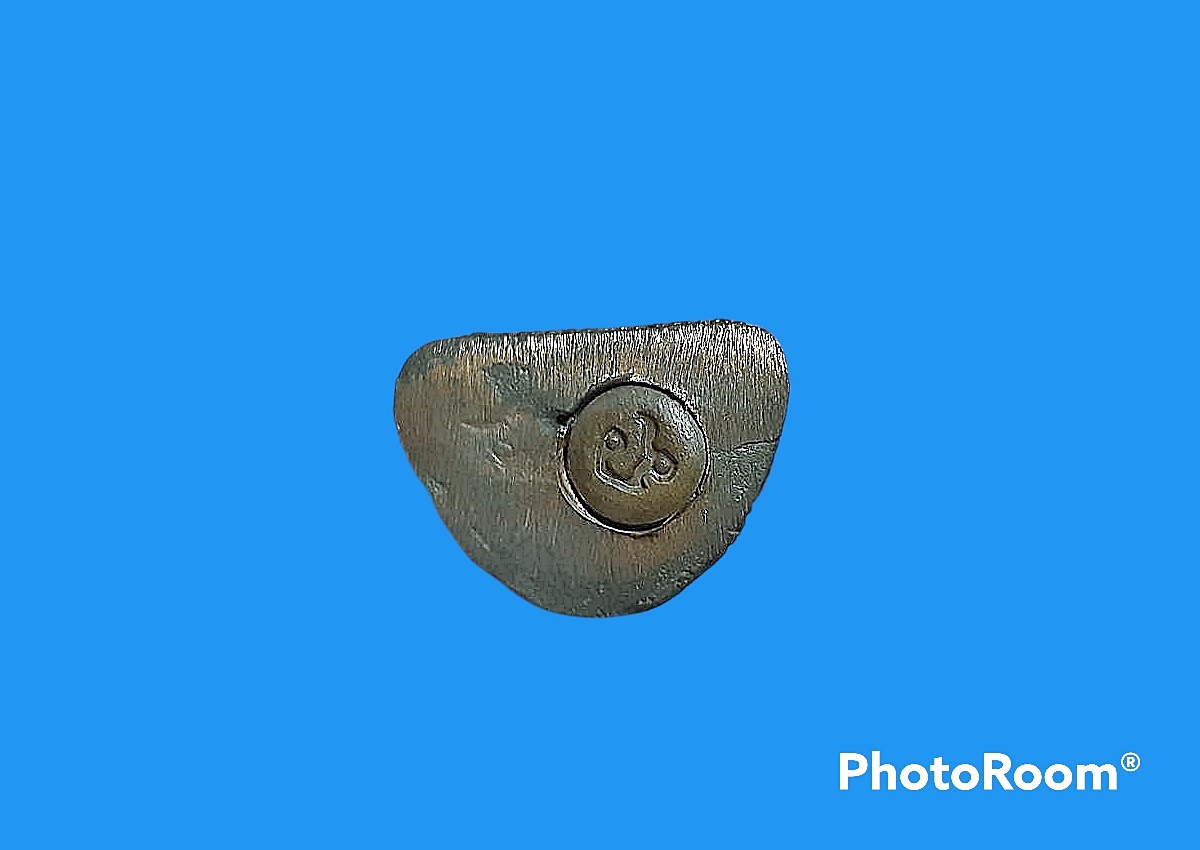 รูปหล่อกริ่ง พระภาวนาพรหมคุณ (หลวงพ่อเมตตานุศาสน์) วัดกุฎีทอง จ.สิงห์บุรี เนื้อนวะโลหะ ปี 2541 พร้อมกล่องจากวัดเดิมๆ