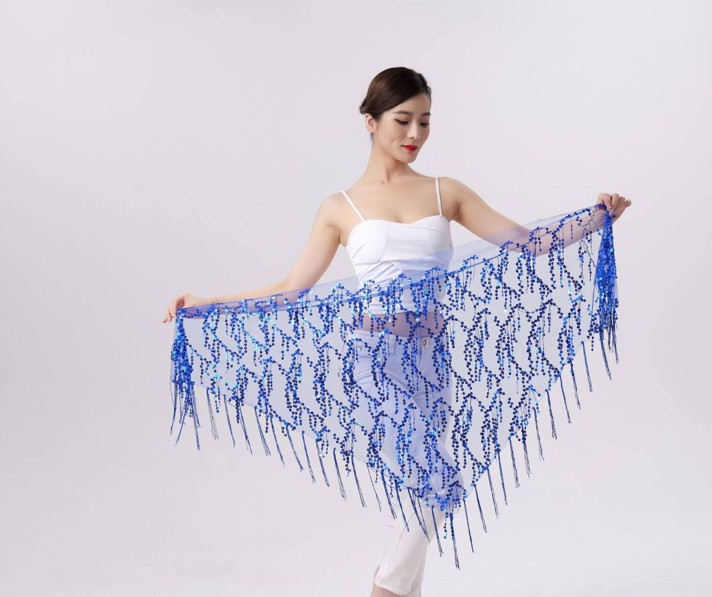 พร้อมส่งพร๊อพเสริม ผ้าผูกเอว คาดเอว Hip Scarf แฟชั่นเลื่อม พร้อมพู่และโซ่ คาดเอวสำหรับเต้นแจ๊ส-สตรีท สไตล์เน็ตไอดอล