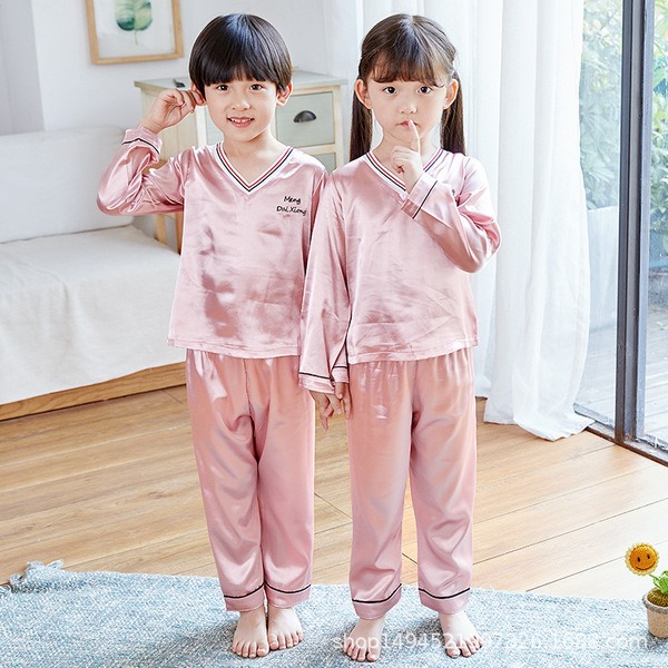 พร้อมส่ง ชุดนอนเด็ก ชุดนอนซาติน แขนยาว+กางเกงขายาว
