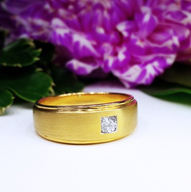 สั่งผลิตเพชรเบลเยี่ยมคัท แหวนแต่งงาน แหวนหมั้น ใส่เที่ยว ออกงาน แหวนทองคำ 18K เพชรแท้ 0.13 กะรัต 7.75 กรัม น้ำ 99 ราคาถูกมาก มีใบรับประกันค่ะ