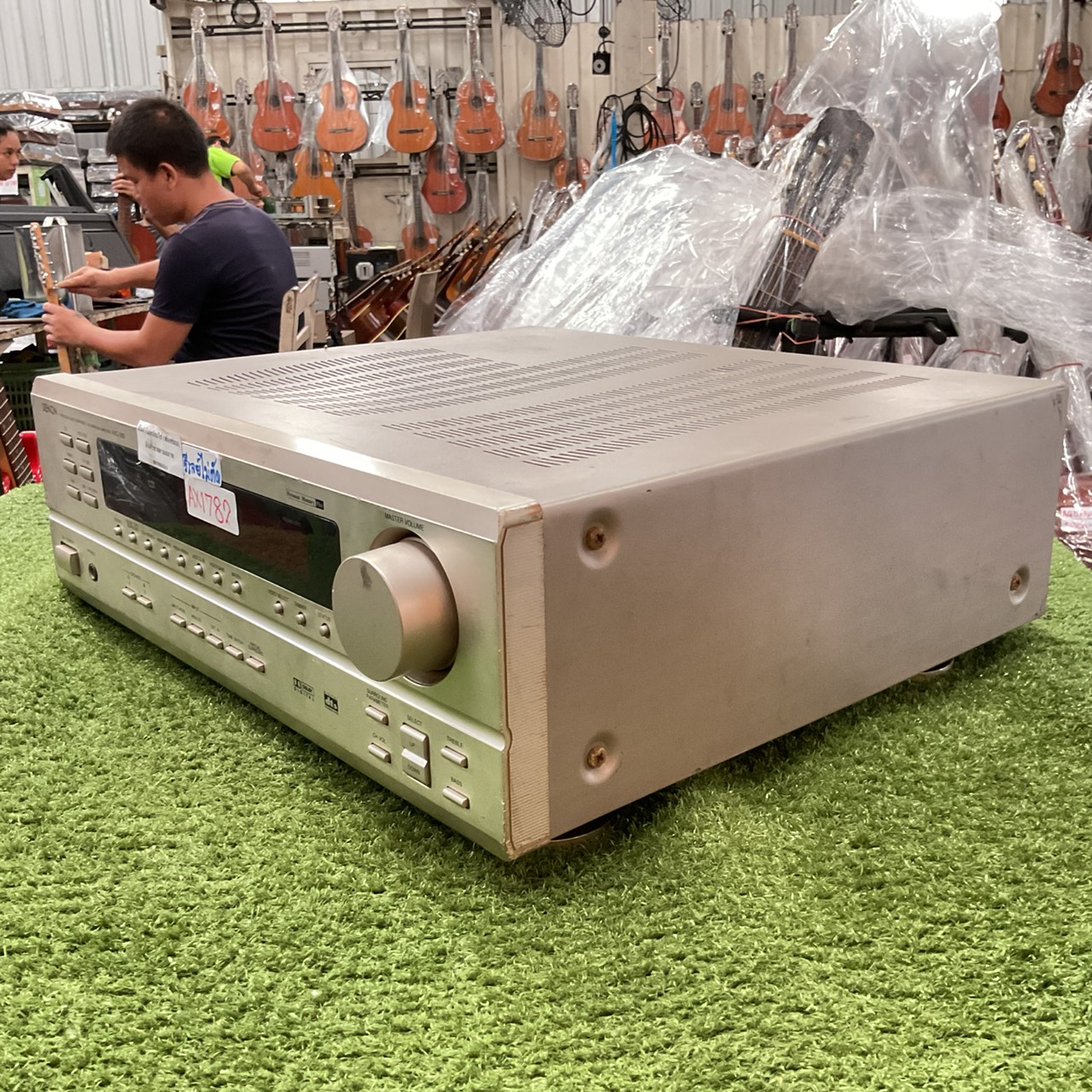 เครื่องขยายเสียง DENON : AVC-1500 สินค้าไม่พร้อมใช้งาน (ต้องซ่อม)