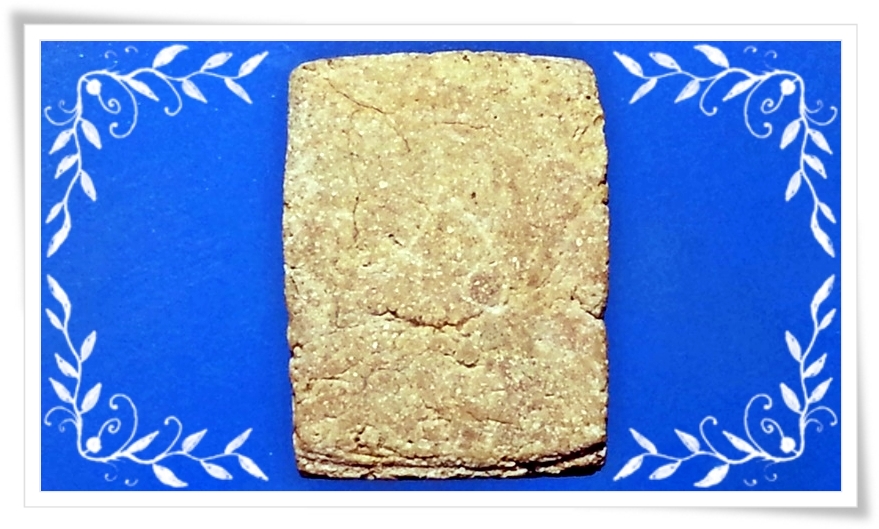 พระผงของขวัญ วัดเกาะจันทร์ จ.ฉะเชิงเทรา พิมพ์ใหญ่ หลังยันต์จาร