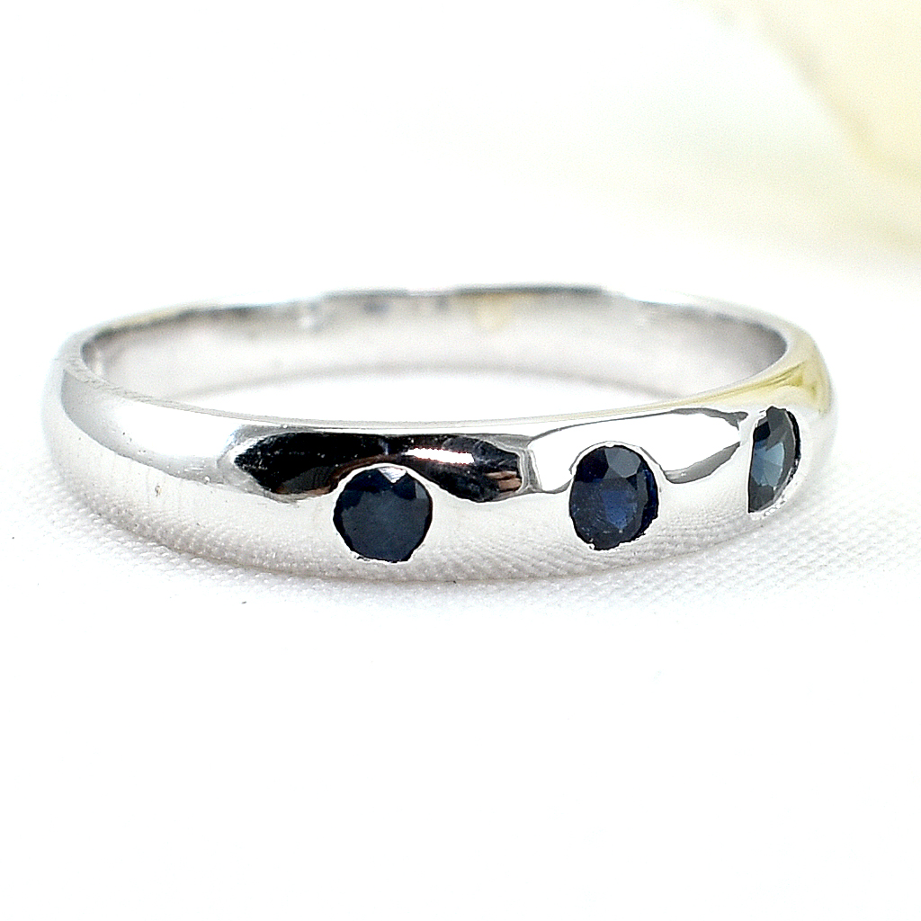 แหวนเงินแท้ราคาถูกชุบทองคำขาว ไพลินแท้ 0.285 กะรัต งานประณีตสวยงาม สั่งผลิตค่ะ