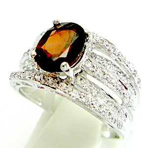 แหวนเงินแท้ราคาถูกชุบทองคำขาว พลอยแท้โกเมน 1.58 กะรัต เพชรCZ 0.434 กะรัต งานประณีตสวยงาม สั่งผลิตค่ะ