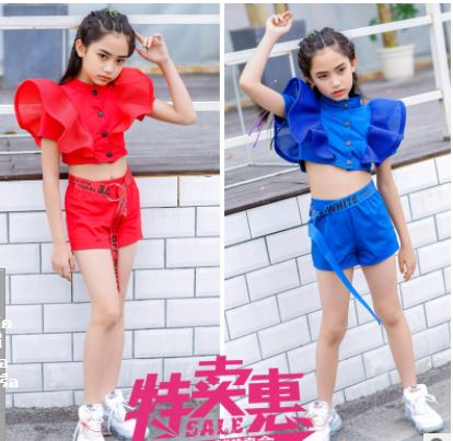 ชุดเต้น เสื้อแขนระบาย+กางเกงขาสั้น พร้อมเข็มขัด