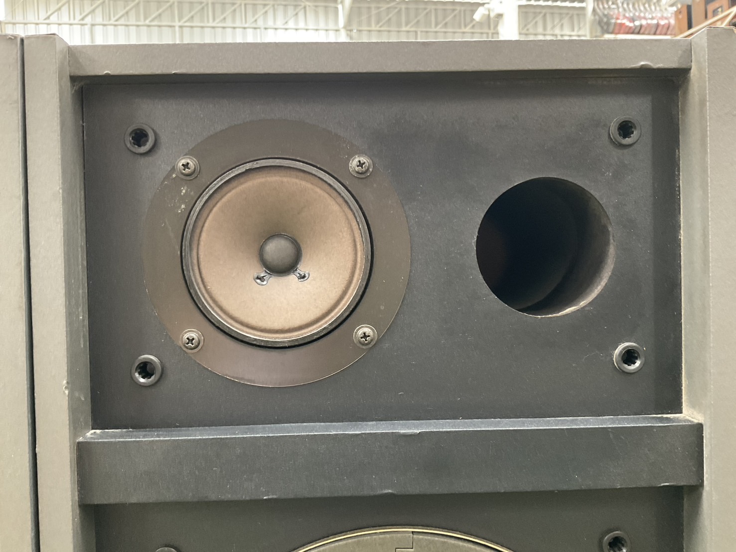 ลำโพง Trans Audio : TR-2022 สินค้าไม่พร้อมใช้งาน(ต้องซ่อม)