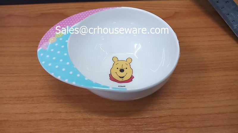ชามมีปีกรูปหมวก ลายพูห์บลูสปอตไวห์ Poo Bule sport White PB-B26044-3.5,Bowl with a hat shaped wings