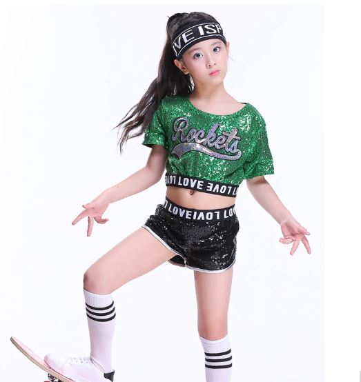 ชุดเต้น เสื้อแขนสั้น ปักเลื่อม Rocket +กางเกงขาสั้น สีดำ