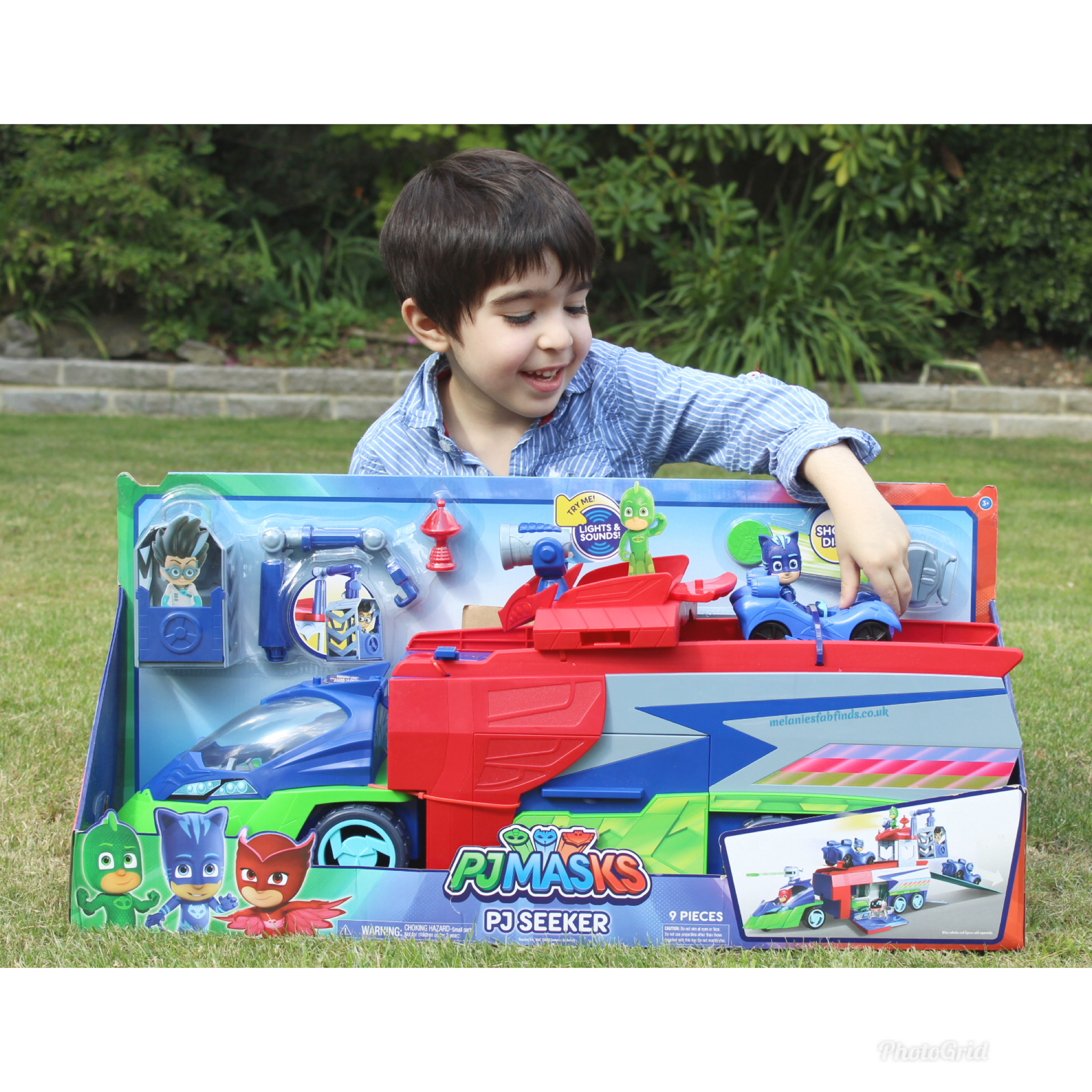 PJ Masks PJ Seeker Vehicle Playset with Lights and Sounds