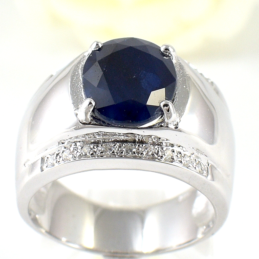 แหวนเงินแท้ราคาถูกชุบทองคำขาว พลอยแท้ไพลิน 4.0 กะรัต เพชรCZ 0.18 กะรัต งานประณีตสวยงาม สั่งผลิตค่ะ