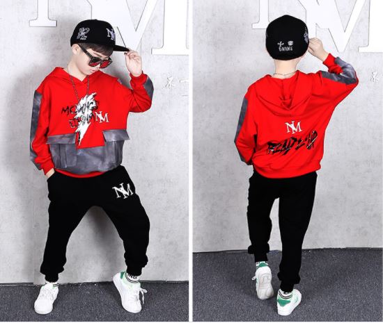 ชุดฮิปฮอปแขนยาวสีดำ-แดง แต่งกระเป๋าหน้า