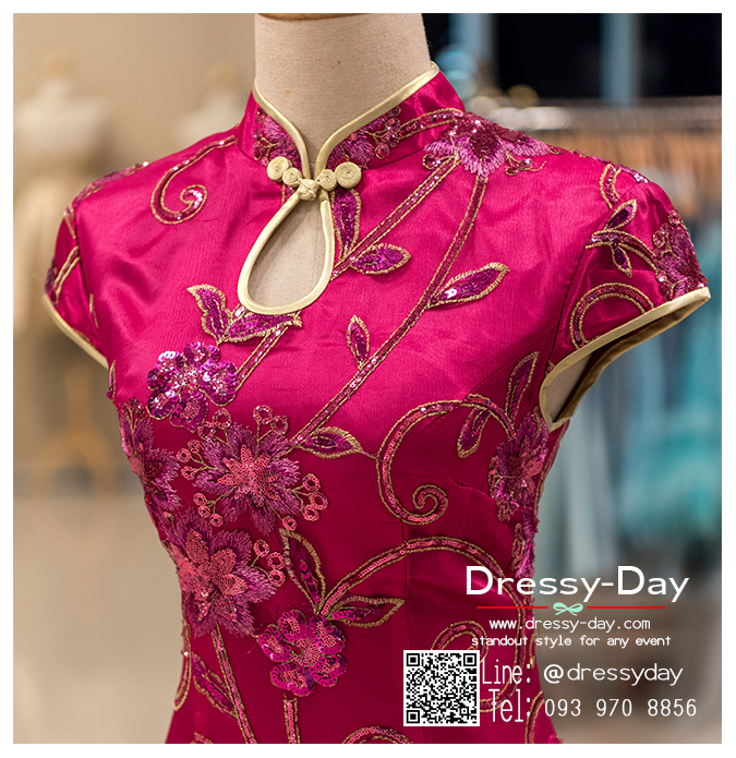 รหัส ชุดกี่เพ้า : KPS013 ชุดกี่เพ้าประยุกต์สีชมพูปักดิ้นอย่างสวยหรู ชุดกี่เพ้าสวยๆ แบบสั้นช่วงคอเว้ารูปหยดน้า กระโปรงผ่าด้านข้าง งานปักลายดอกไม้อย่างงดงาม คัตติ้งเป๊ะมาก ใส่ออกงาน ไปงานแต่งงาน ใส่เป็นชุดพิธีกร ชุดเพื่อนเจ้าสาว ชุดถ่ายพรีเวดดิ้ง ชุดยกน้ำชา