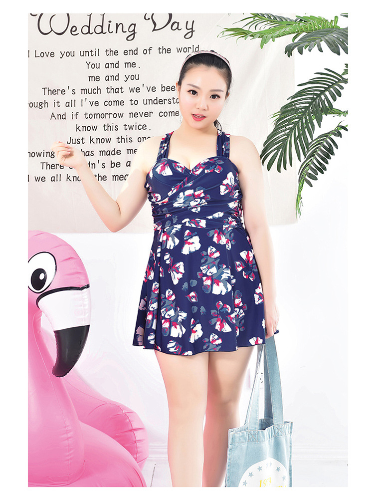 ชุดว่ายน้ำคนอ้วน 4xl อก 34-38เอว 34-40 สะโพก38-44 ยาว 32 ผ้าเนื้อดี่ด้านในเป็นขาสั้นไม่แยกชิ้น สวยเว่อร์ค่ะ