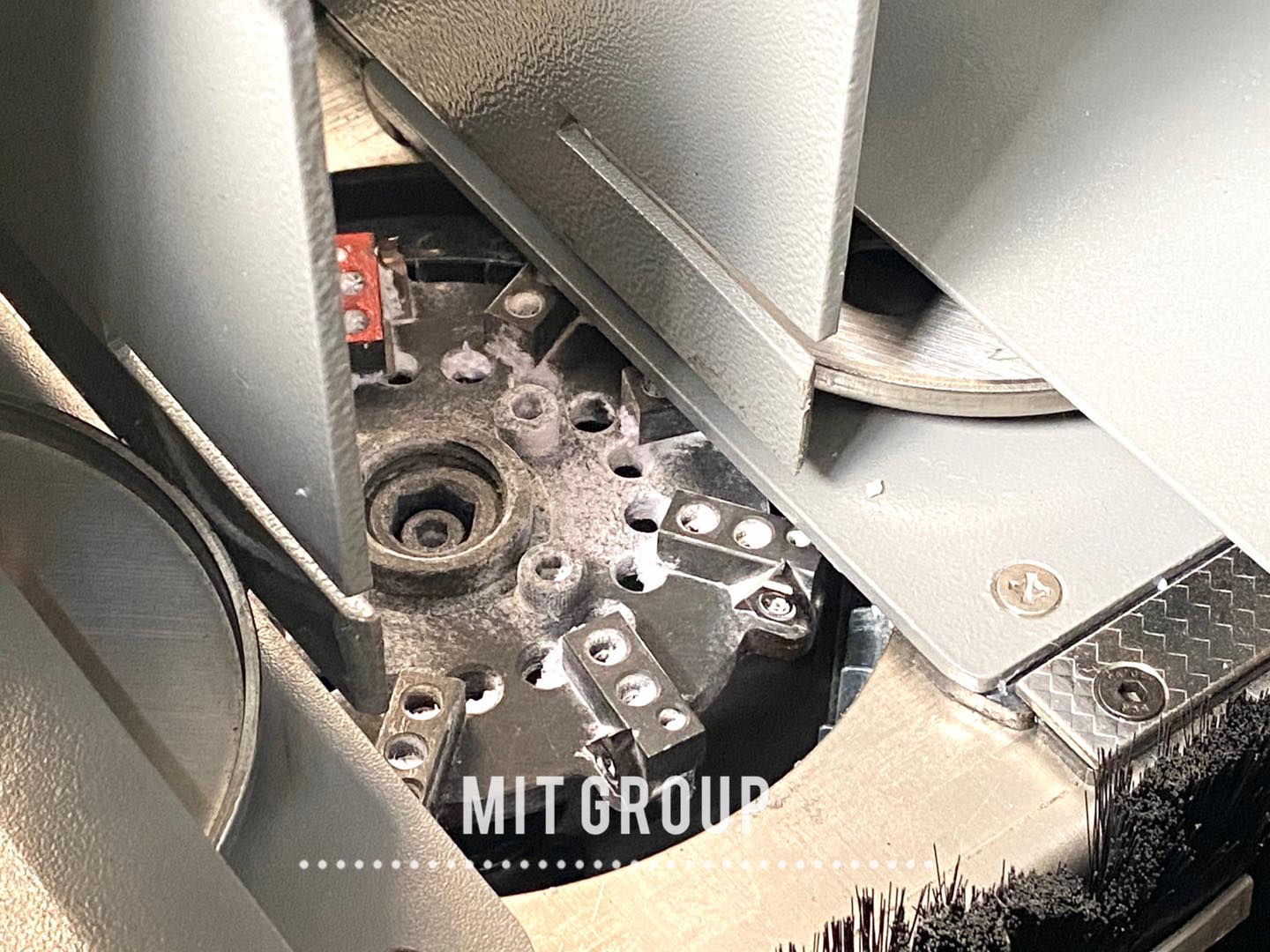 เครื่องเข้าเล่มสันกาว Boway K3