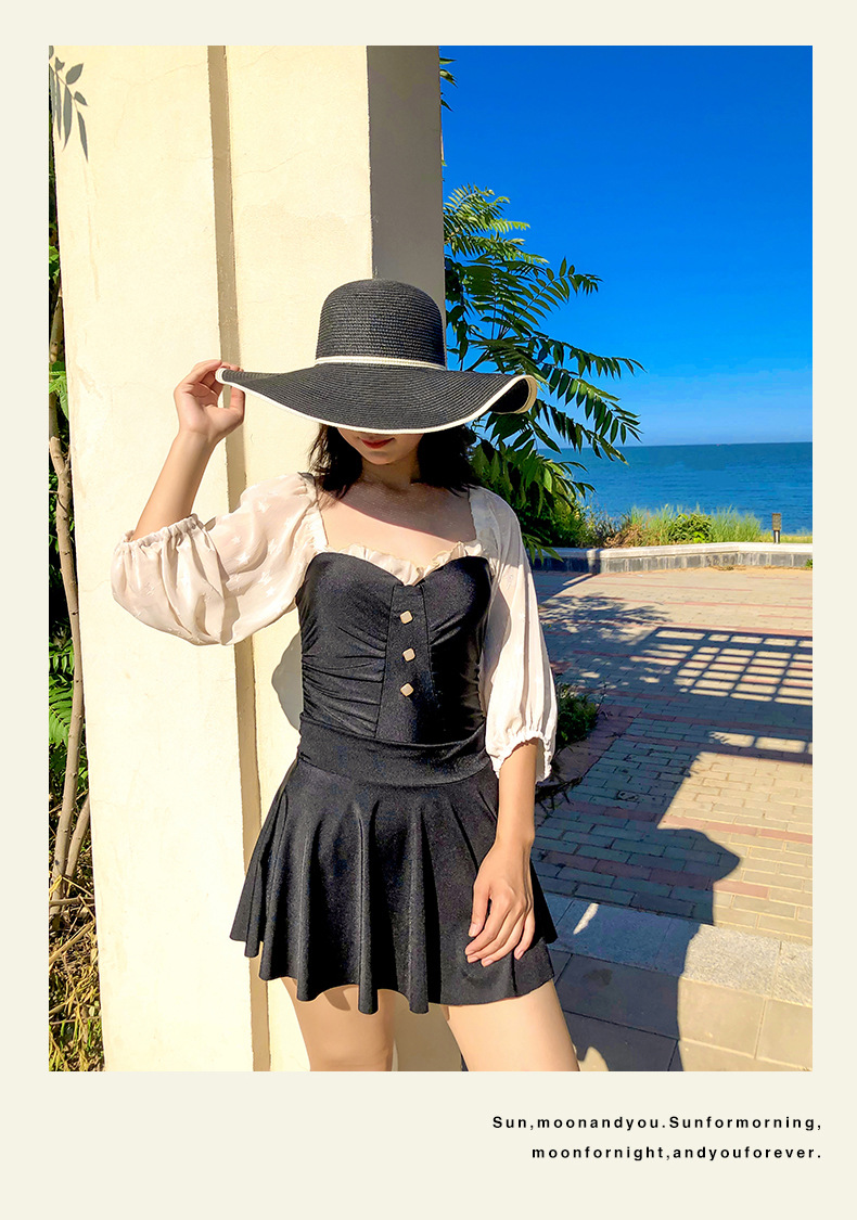 ชุดว่ายน้ำคนอ้วนเซต 2 ชิ้น 4xl รอบอก36-40ค่ัพ B รอบเอว32-38สะโพก 38-44นิ้ว กระโปรงยาว 13 นิ้วค่ะงานสวย แบบดี ผ้าดีมากๆค่ะ