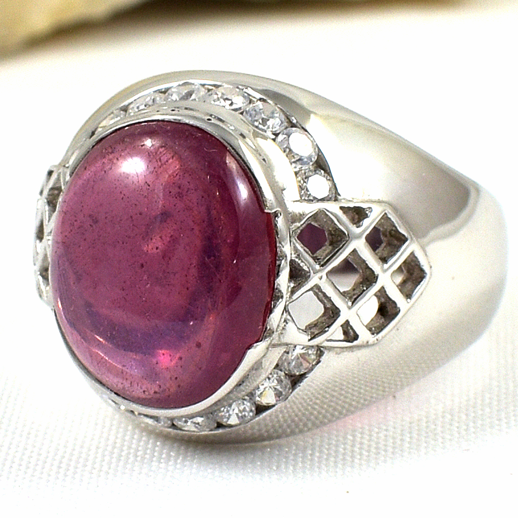 แหวนเงินแท้ราคาถูกชุบทองคำขาว พลอยแท้ทับทิม 6.45 กะรัต เพชรCZ 0.48 กะรัต งานประณีตสวยงาม สั่งผลิตค่ะ