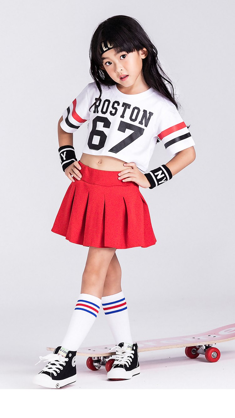 ชุดเต้น ชุดแดนซ์ เสื้อสีขาวลาย 67 +กระโปรงแดง/กางเกงแดง