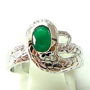 แหวนเงินแท้ราคาถูกชุบทองคำขาว พลอยแท้กรีนอะเกท 0.45 กะรัต เพชรCZ 0.014 กะรัต งานประณีตสวยงาม สั่งผลิตค่ะ