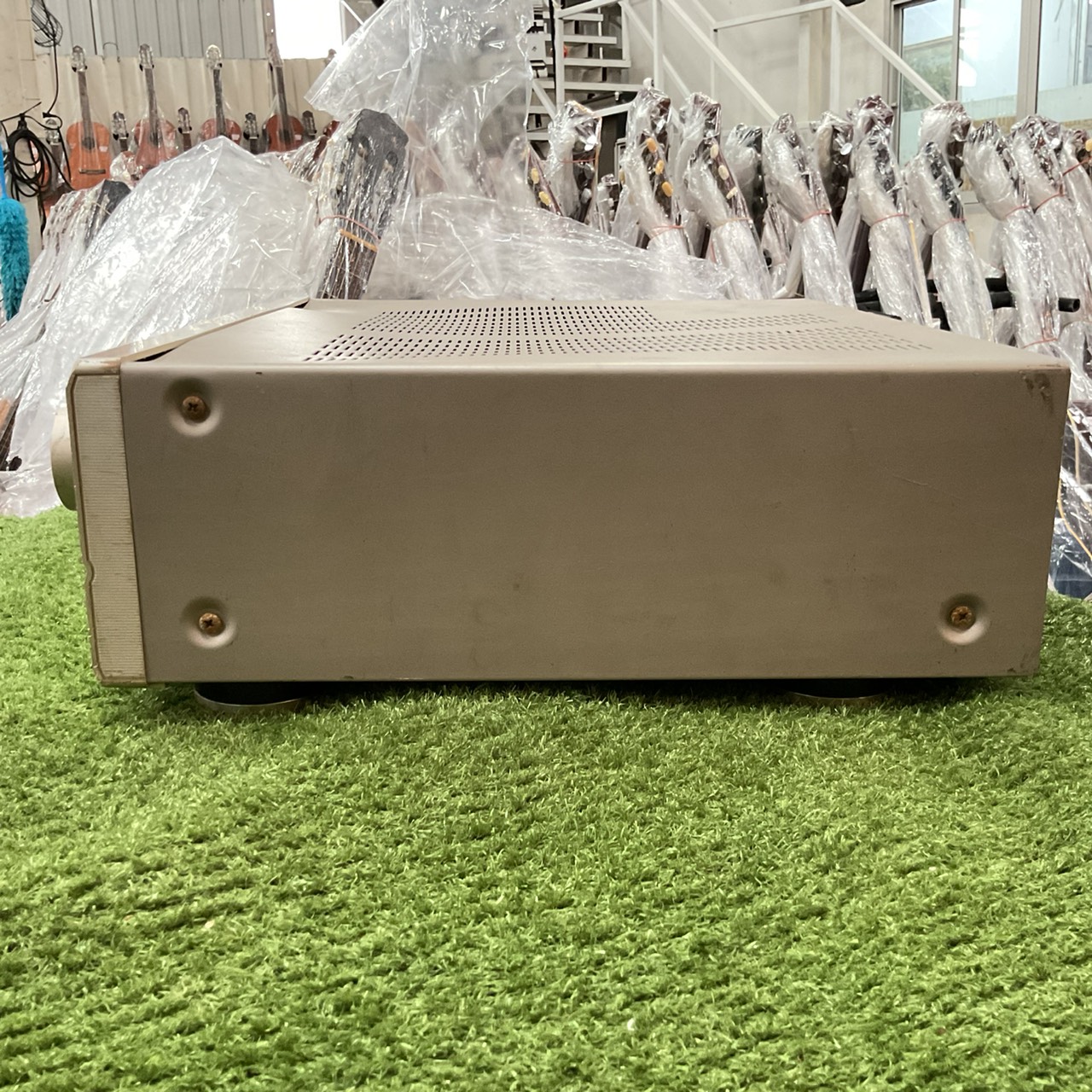 เครื่องขยายเสียง DENON : AVC-1500 สินค้าไม่พร้อมใช้งาน (ต้องซ่อม)