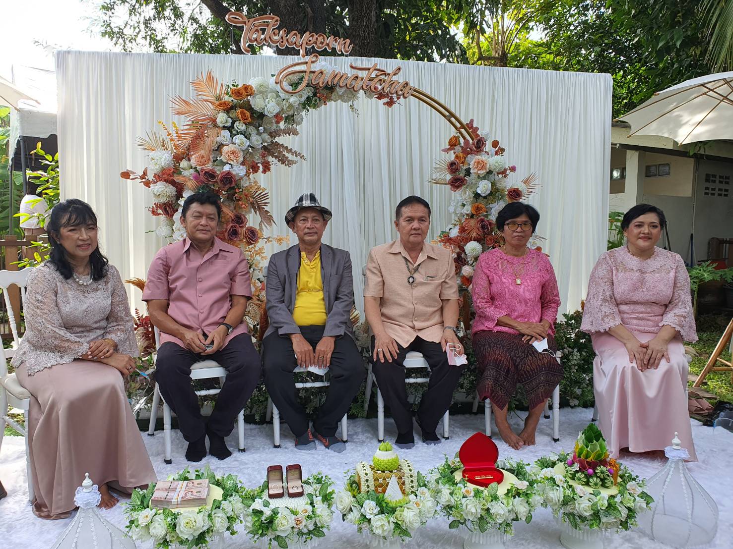 รับจัดขบวนขันหมาก ชุดพานขันหมากเอก-โท