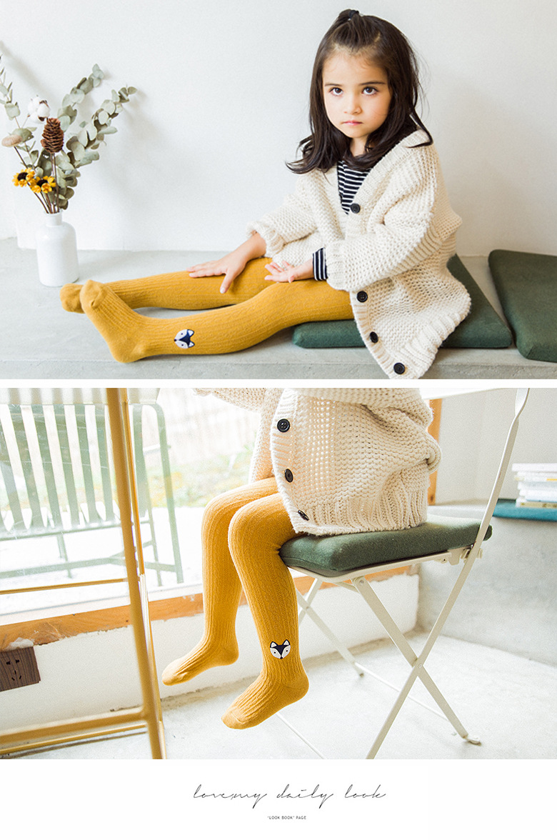 Fถุงน่องเด็ก ลายหมาป่า